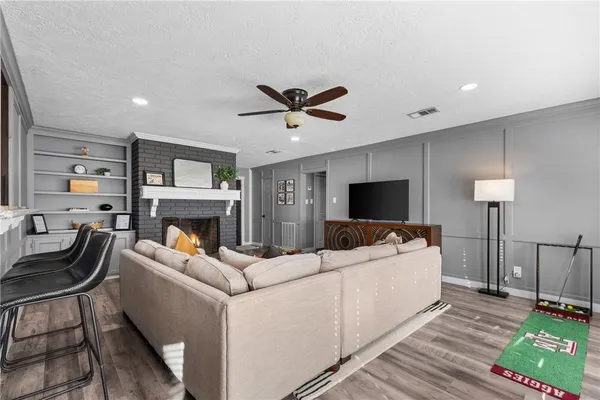 $404,900 | 2517 Arbor Drive, Bryan, TX 77802