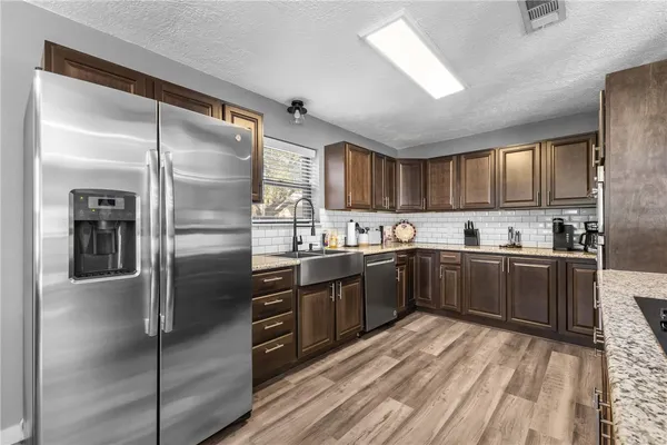 $404,900 | 2517 Arbor Drive, Bryan, TX 77802