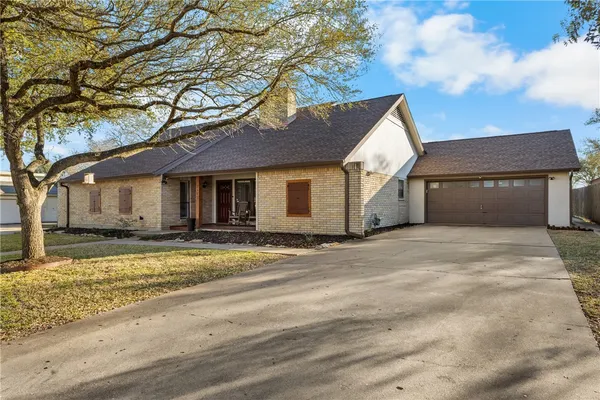 $404,900 | 2517 Arbor Drive, Bryan, TX 77802