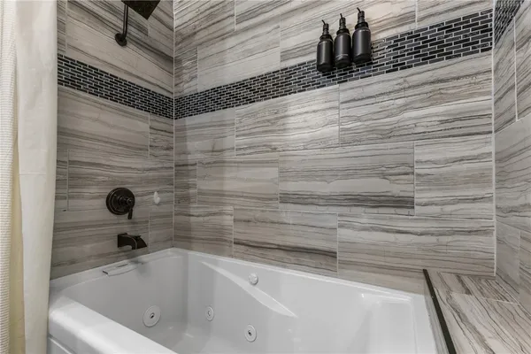 $404,900 | 2517 Arbor Drive, Bryan, TX 77802