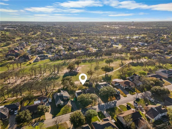 $404,900 | 2517 Arbor Drive, Bryan, TX 77802