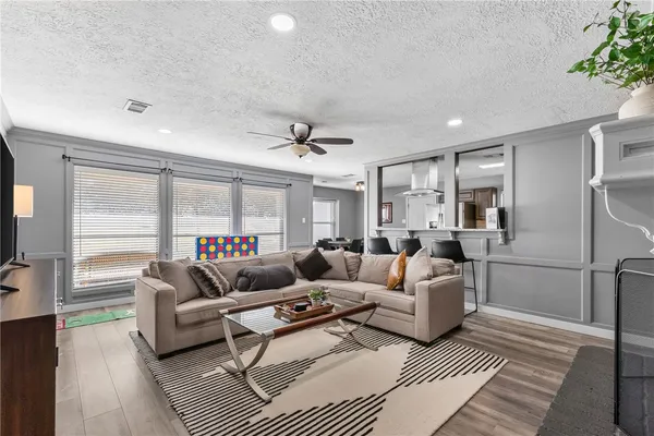 $404,900 | 2517 Arbor Drive, Bryan, TX 77802