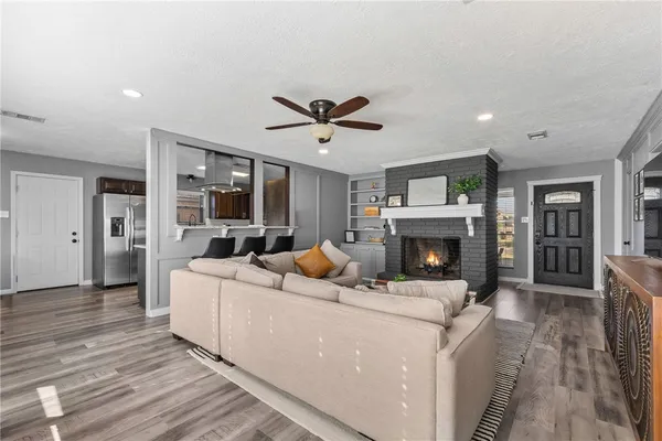 $404,900 | 2517 Arbor Drive, Bryan, TX 77802