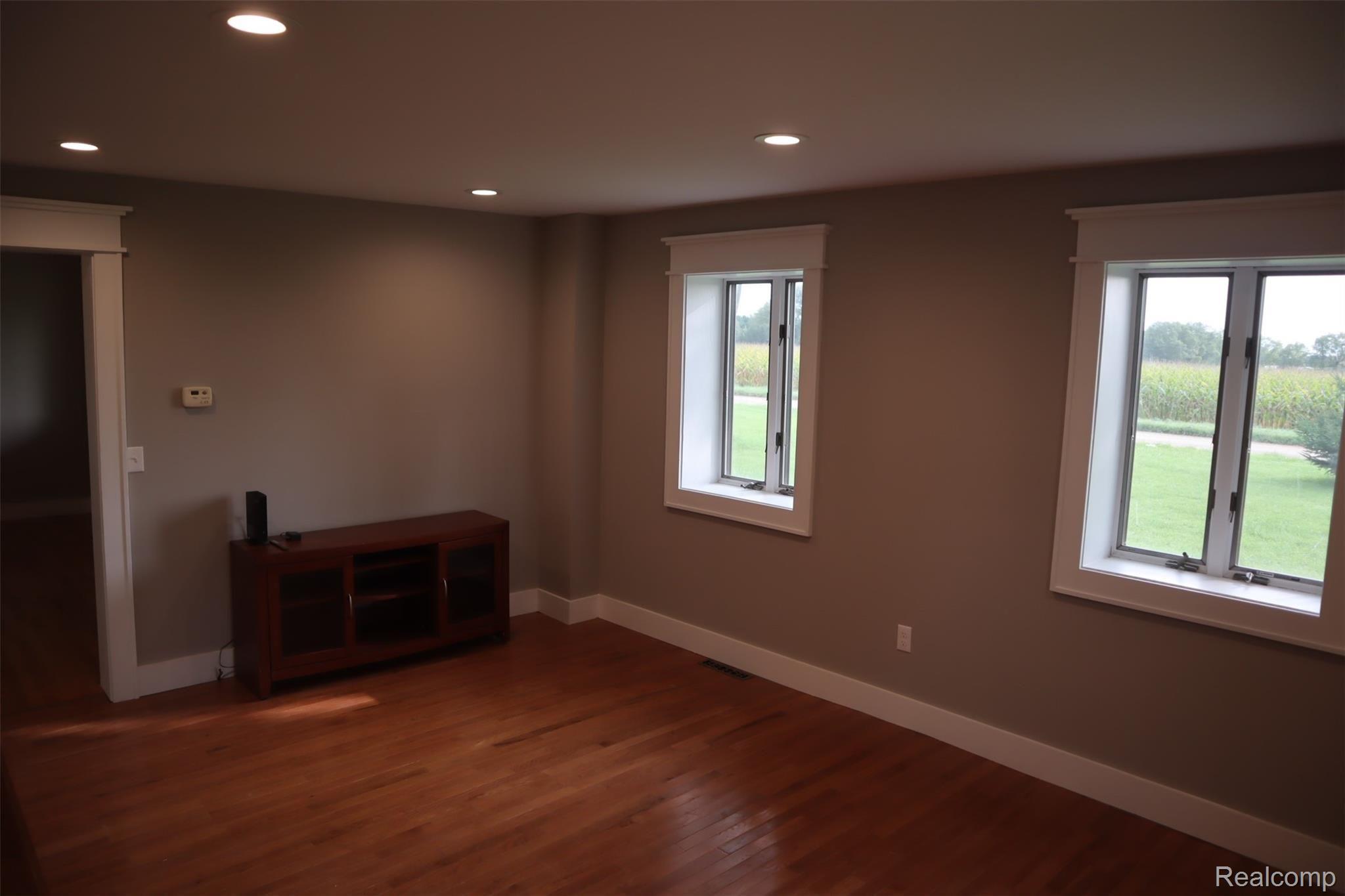 11921 Stow Road Perry, MI 48872 - Photo 13 of 23 IMG_2139.JPG