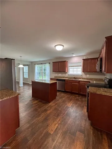 $2,400 | 3686 McGinty Drive, Greensboro, NC 27406