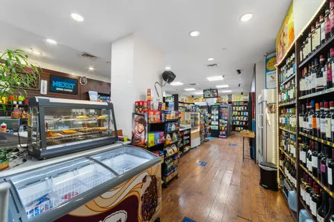 $399,000 | 1200 West Avenue, Unit 316, Miami Beach, FL 33139
