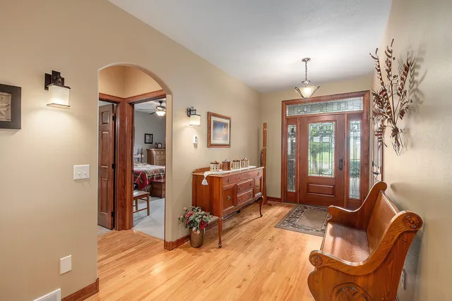 $850,000 | 1602 Buffalo Ridge Drive, Luverne, MN 56156