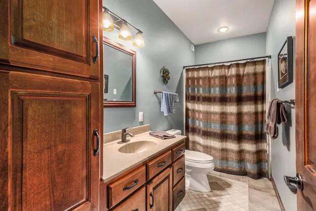 $850,000 | 1602 Buffalo Ridge Drive, Luverne, MN 56156