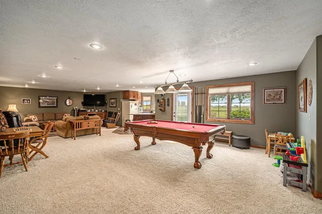 $850,000 | 1602 Buffalo Ridge Drive, Luverne, MN 56156