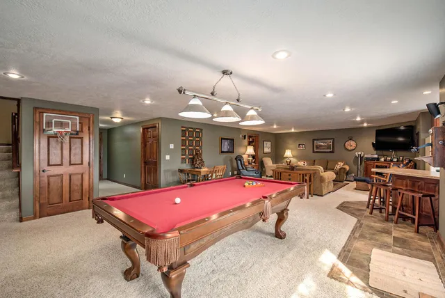 $850,000 | 1602 Buffalo Ridge Drive, Luverne, MN 56156