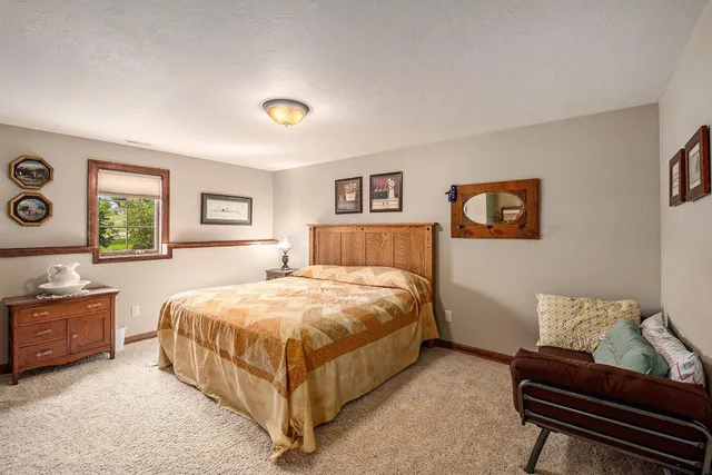 $850,000 | 1602 Buffalo Ridge Drive, Luverne, MN 56156