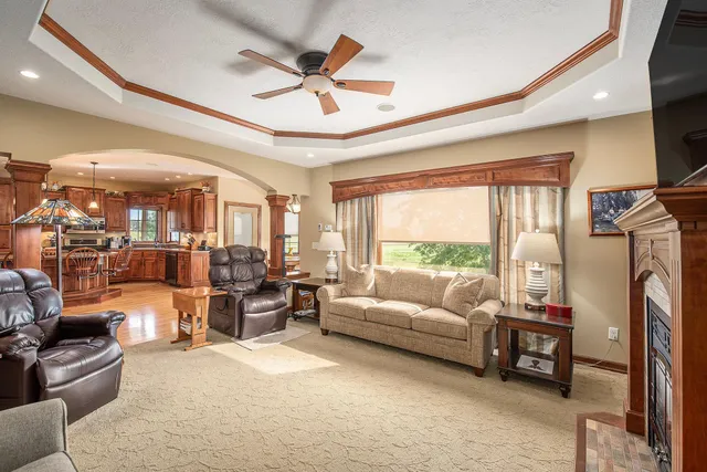 $850,000 | 1602 Buffalo Ridge Drive, Luverne, MN 56156