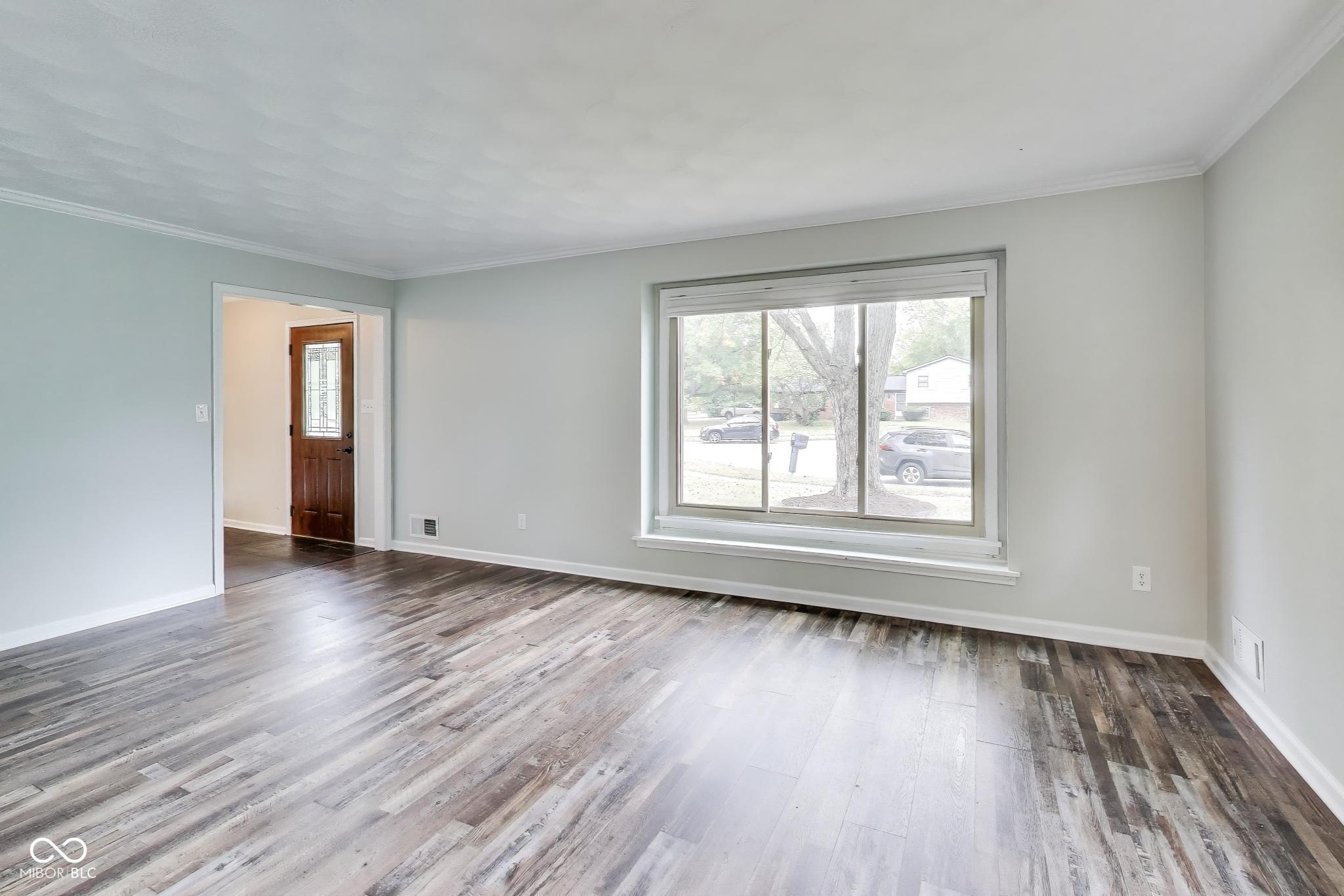 7222 Brompton Court Indianapolis, IN 46250 - Photo 11 of 38