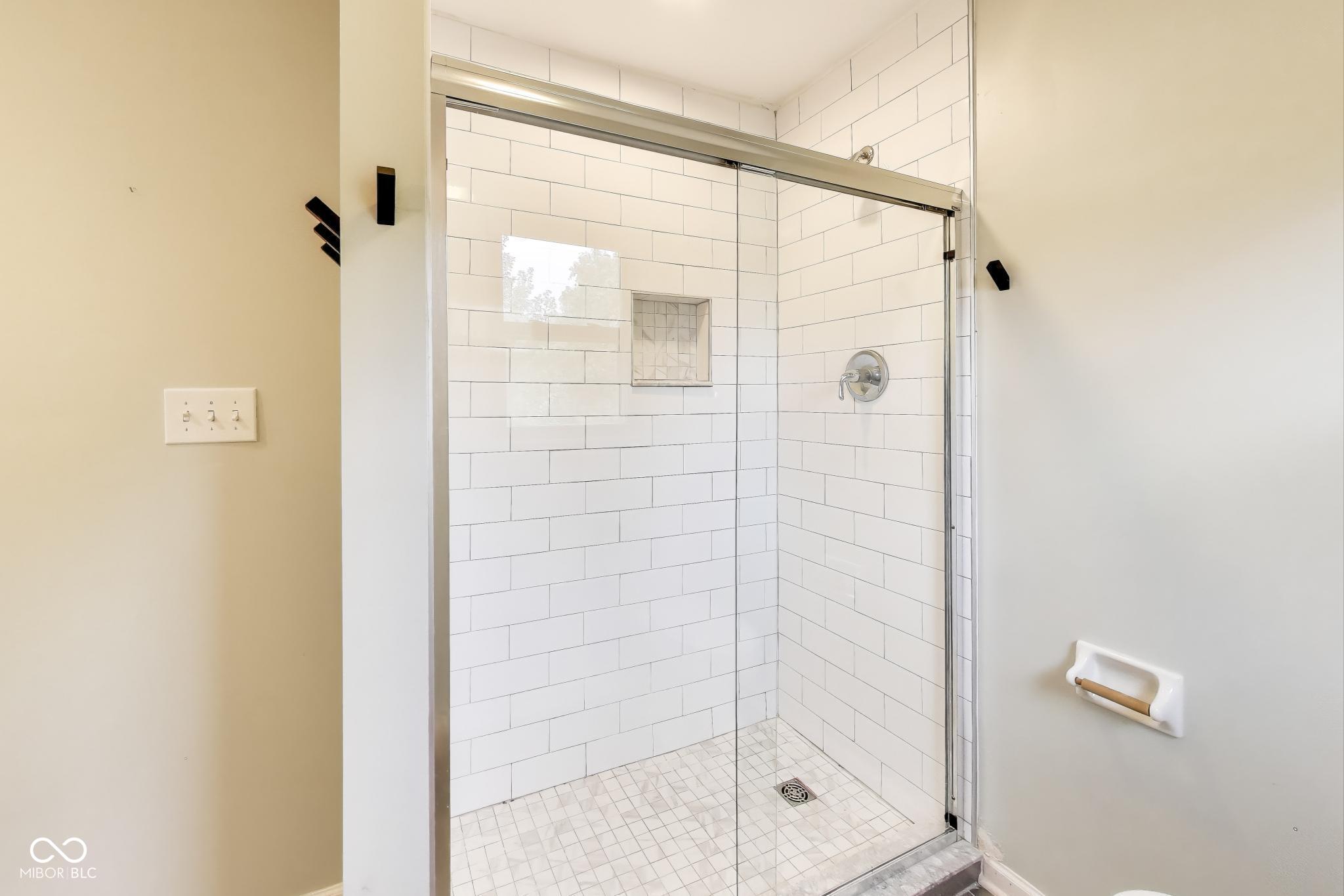 7222 Brompton Court Indianapolis, IN 46250 - Photo 20 of 38