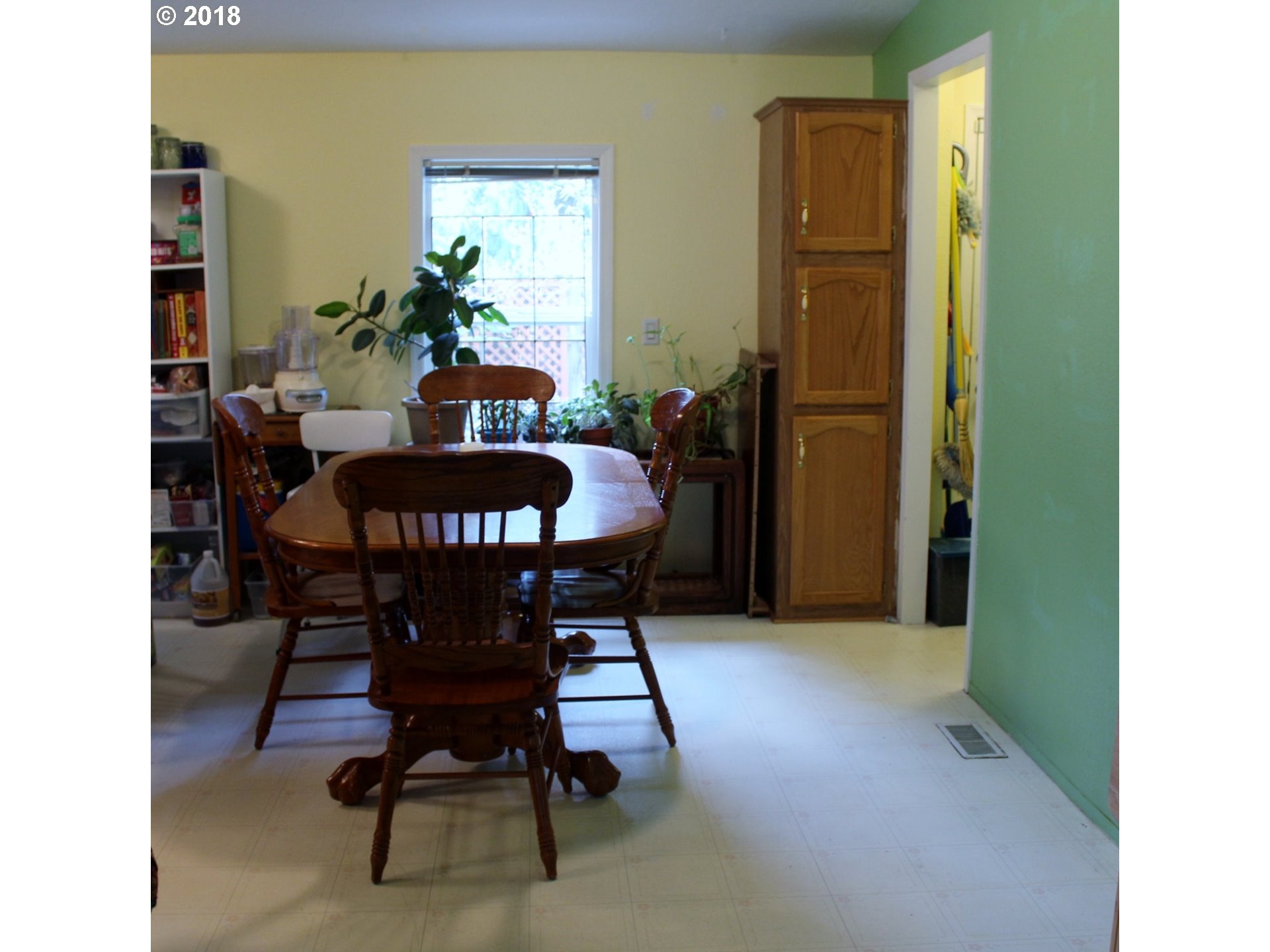 4517 Southwest Taylors Ferry Road Portland, OR 97219 - Photo 9 of 26 Dining Room