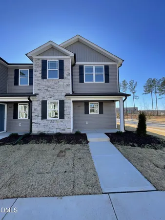 $1,750 | 1047 Peony Lane, Youngsville, NC 27596