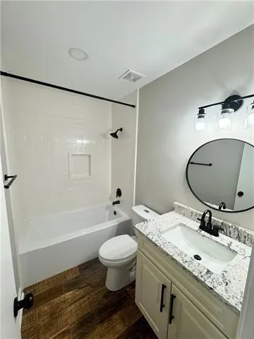 $1,400 | 900 Ave H, Unit D, Westwego, LA 70094