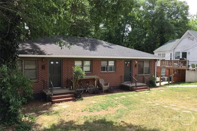 $1,350 | 210 East Rutherford Street, Unit B, Athens, GA 30605
