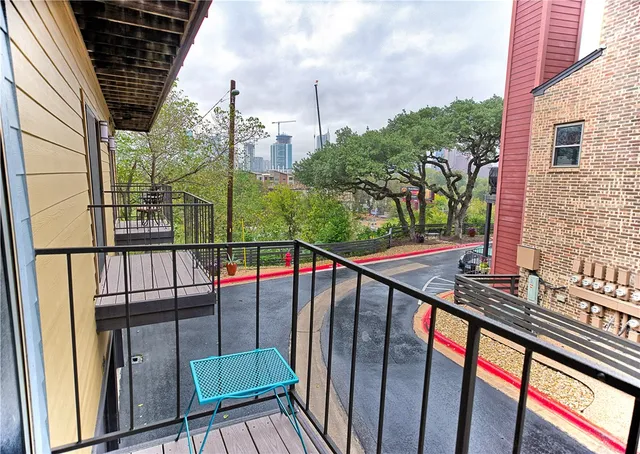 $2,900 | 1501 Barton Springs Road, Unit 240, Austin, TX 78704