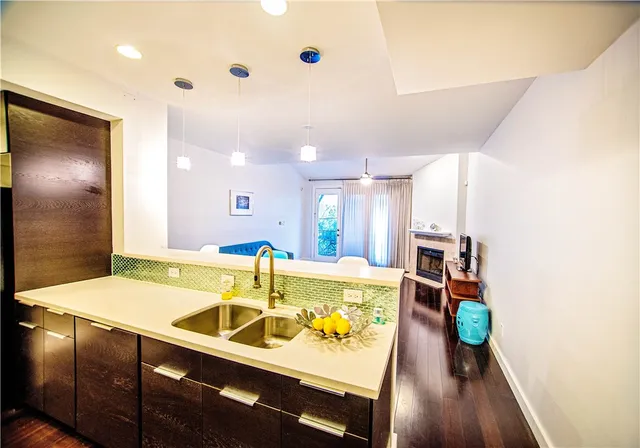 $2,900 | 1501 Barton Springs Road, Unit 240, Austin, TX 78704