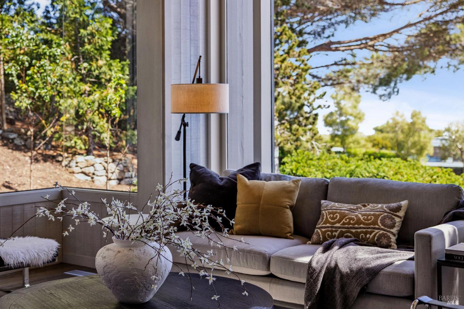 83 Mt Tiburon Road Tiburon, CA 94920 - Photo 5 of 99