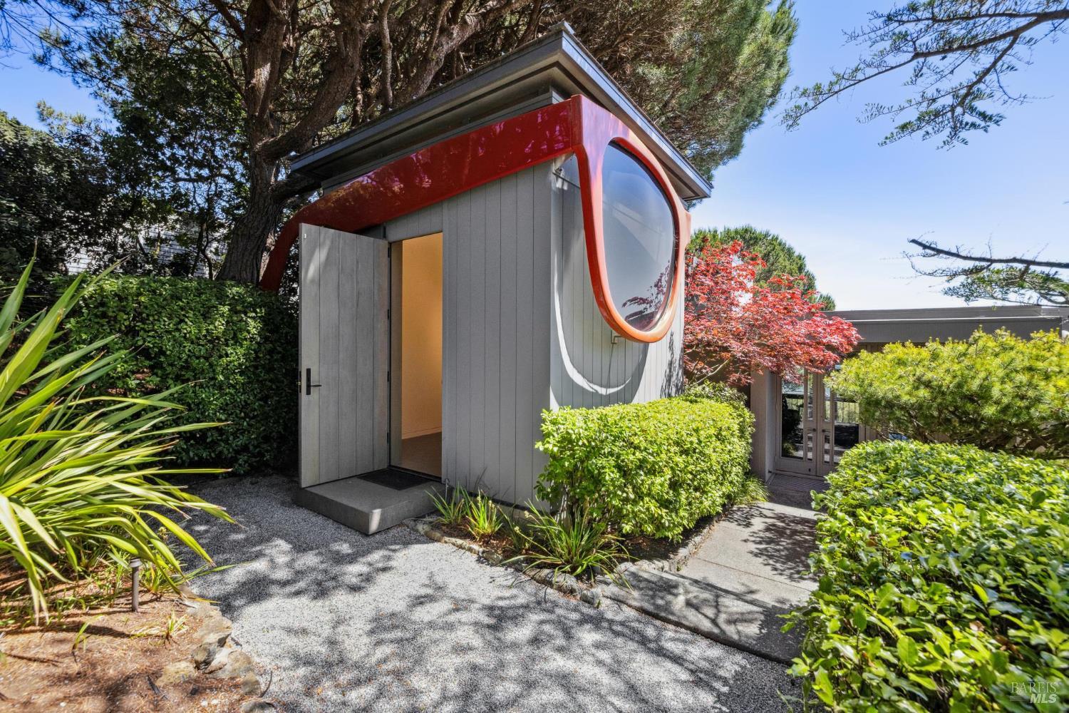 83 Mt Tiburon Road Tiburon, CA 94920 - Photo 91 of 99