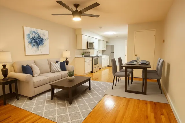 $1,700 | 420 Woodward Road, Unit 33, North Providence, RI 02904