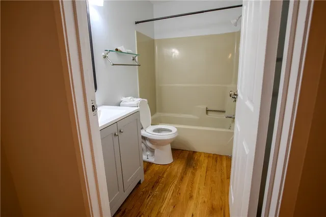 $1,700 | 420 Woodward Road, Unit 33, North Providence, RI 02904