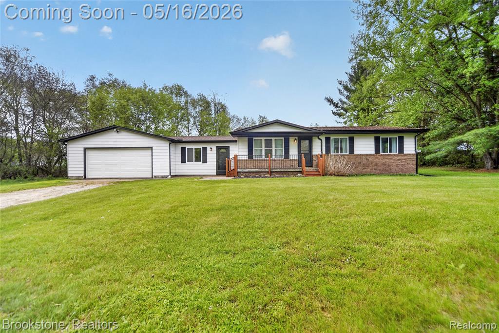 7224 East Frances Road Mount Morris, MI 48458 - Photo 1 of 25