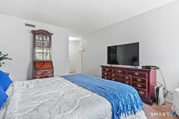 $253,900 | 29 Heritage Village, Unit B, Southbury, CT 06488