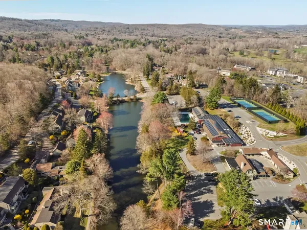 $253,900 | 29 Heritage Village, Unit B, Southbury, CT 06488