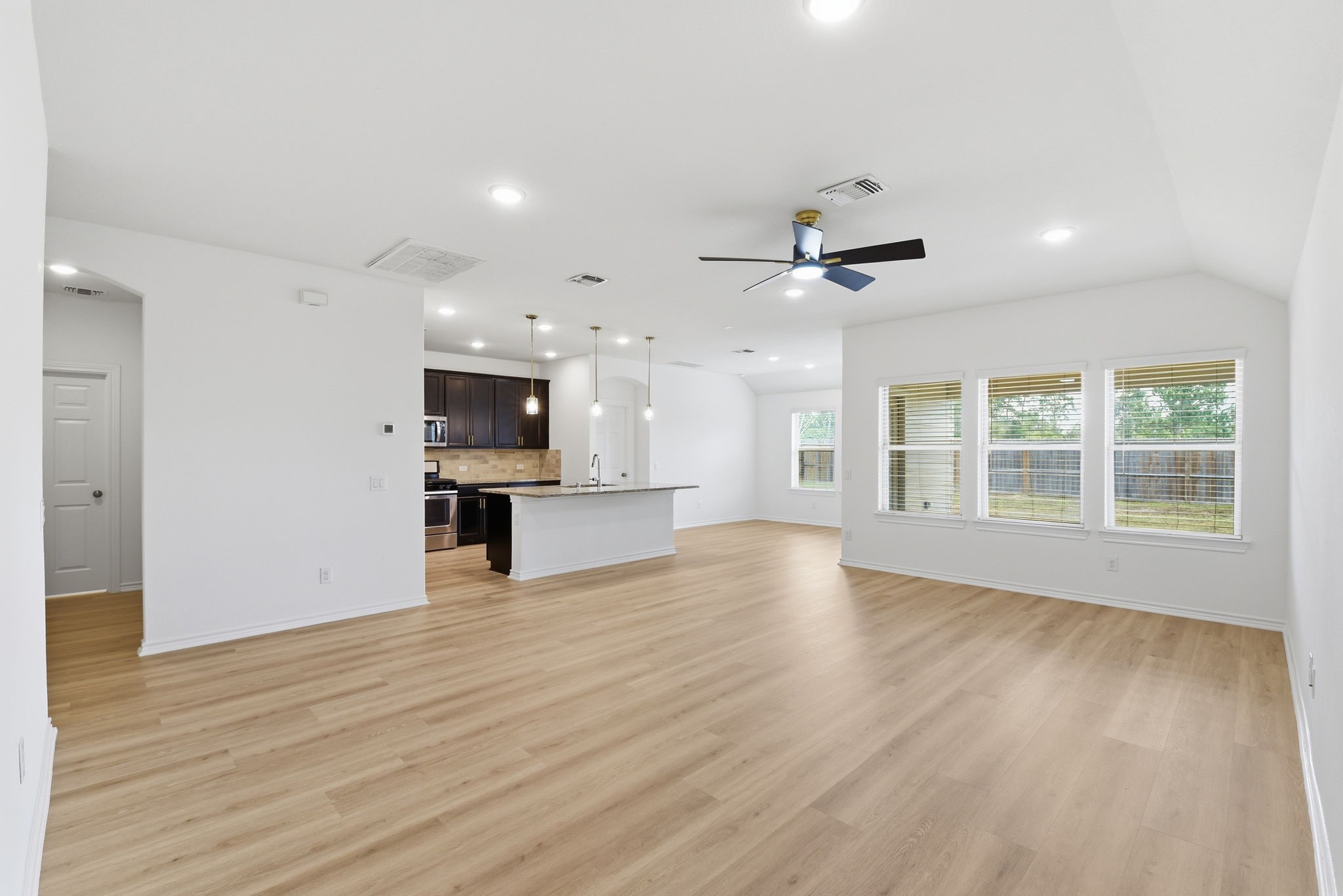 9706 Rocket Cress Court Spring, TX 77379 - Photo 10 of 50