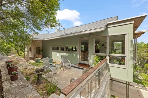 $1,500,000 | 701 Yaupon Valley Road, West Lake Hills, TX 78746