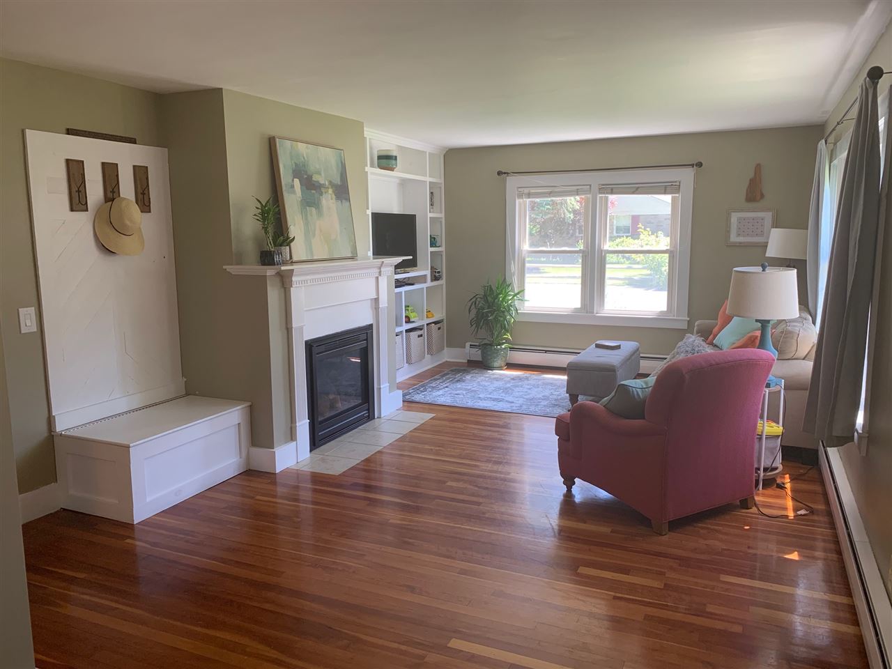 5 Edith Avenue Nashua, NH 03064 - Photo 5 of 18 Gallery Image 5