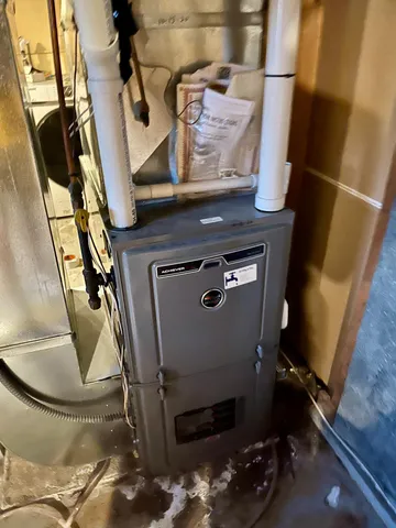 $185,000 | 301 Superior Street, Milroy, MN 56263