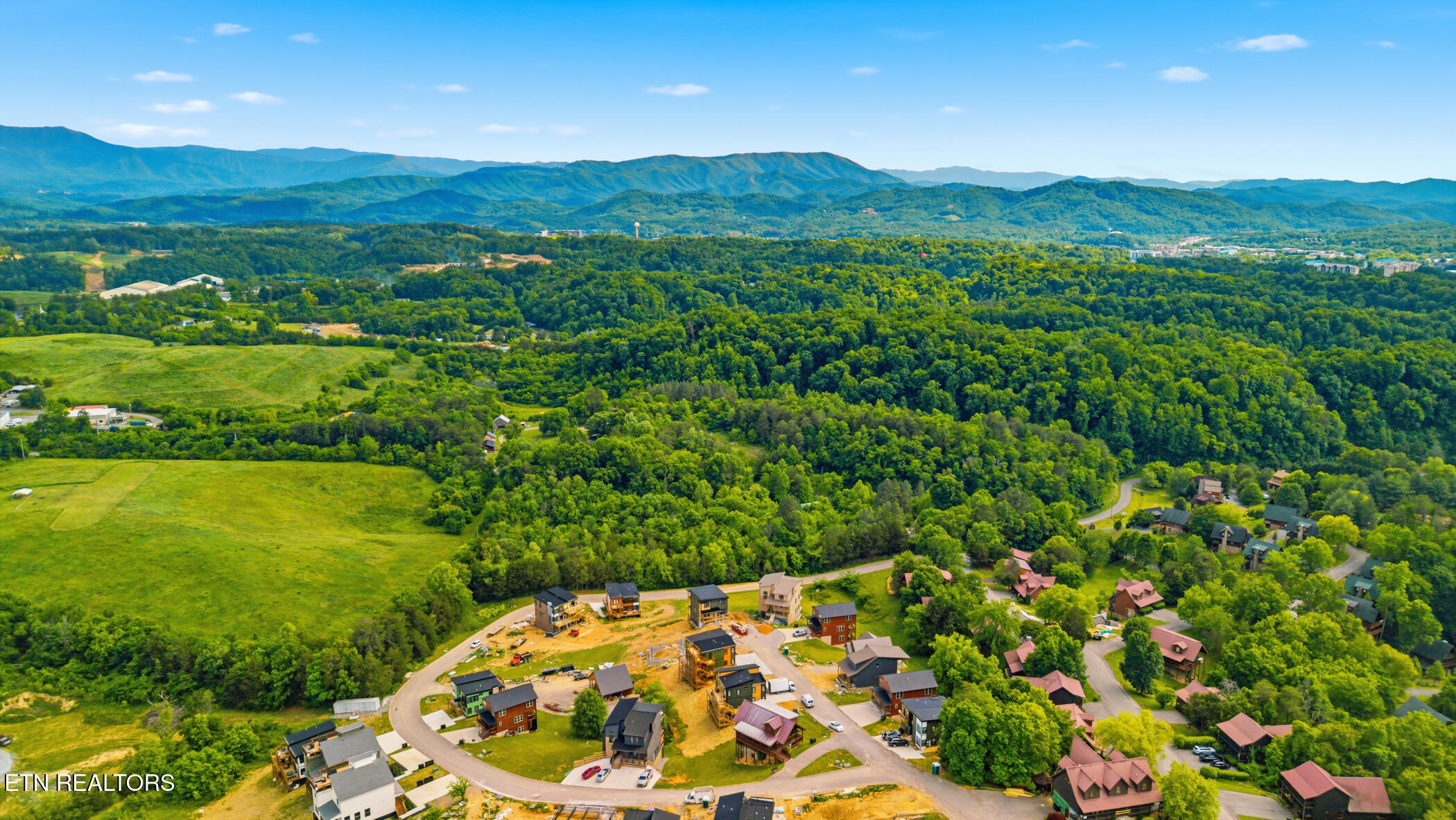 1571 Rainbow Ridge Way Sevierville, TN 37862 - Photo 39 of 44 dji_20260513162601_0441_d