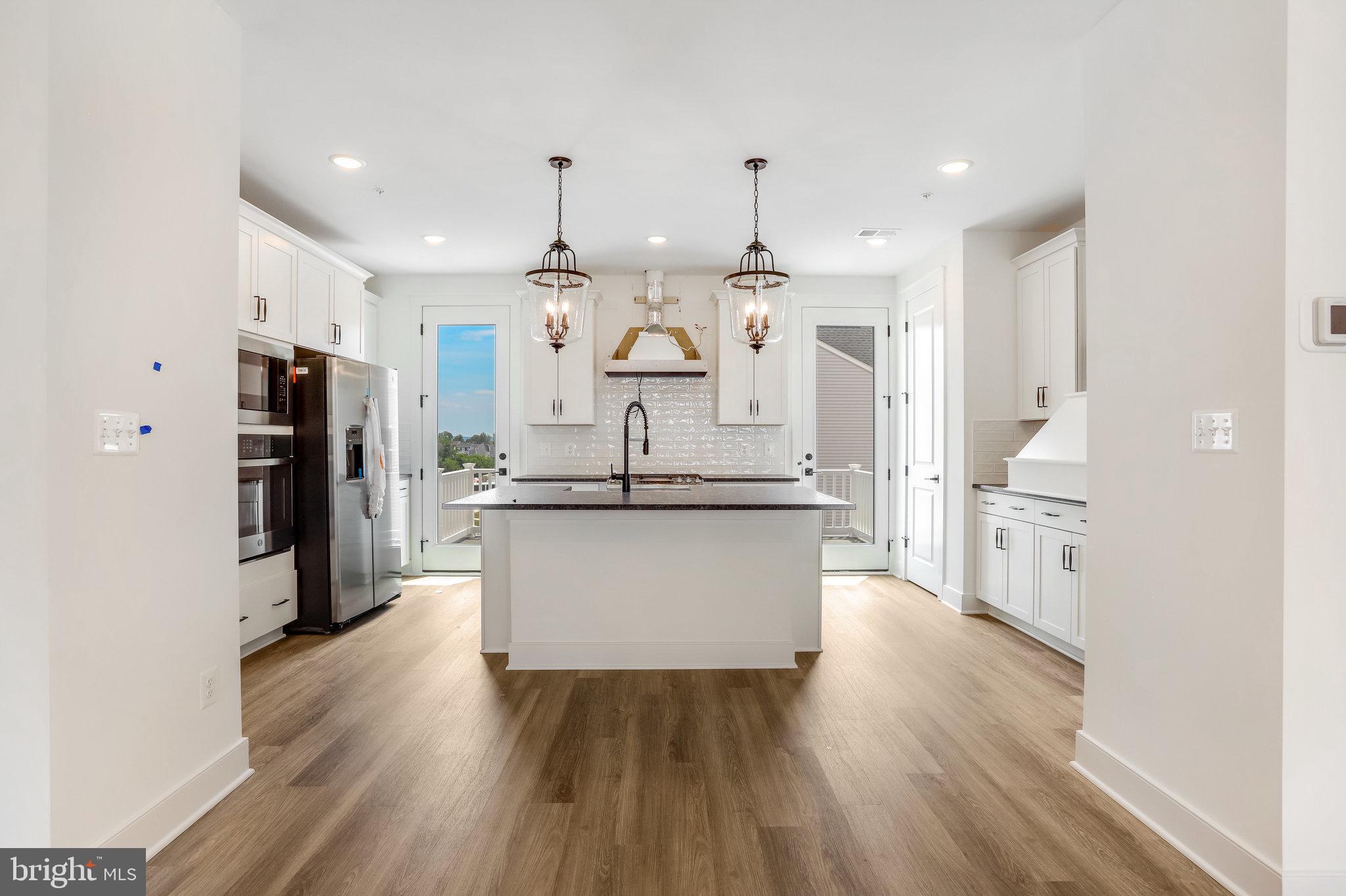 702 Iron Frg Road Frederick, MD 21702 - Photo 12 of 41 Kitchen