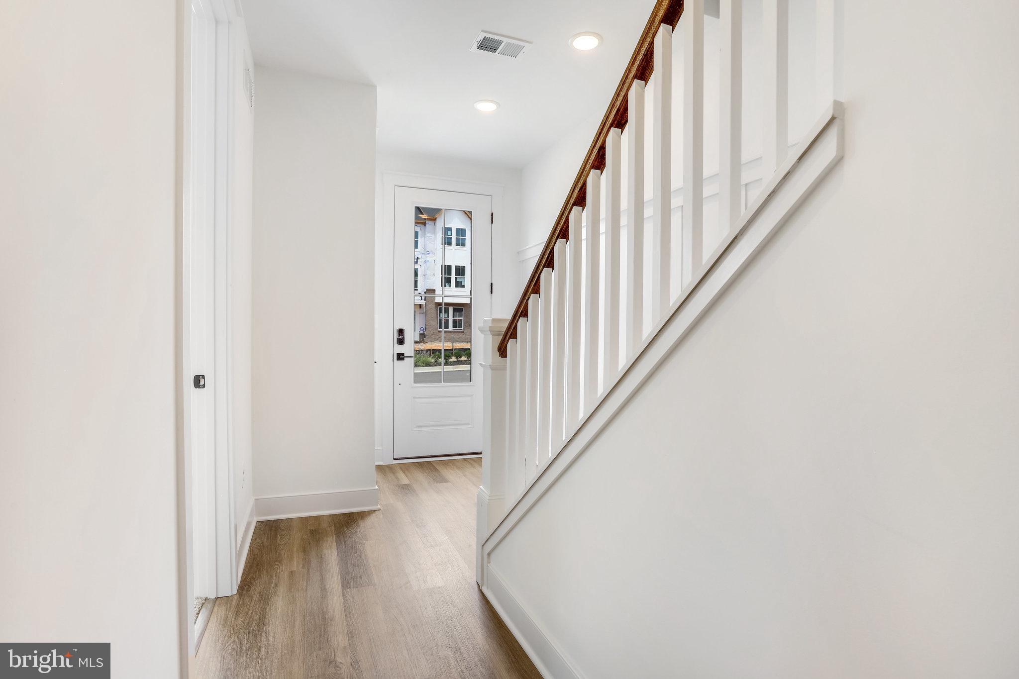 702 Iron Frg Road Frederick, MD 21702 - Photo 6 of 41 Entry