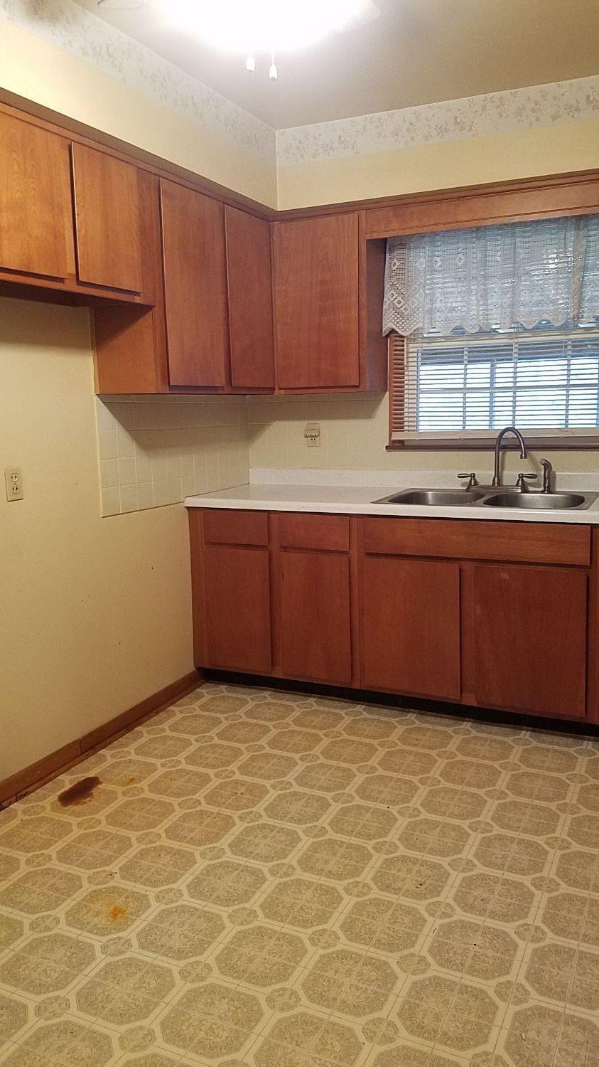 649 Richmond Road North Berea, KY 40403 - Photo 7 of 32 Photo 7