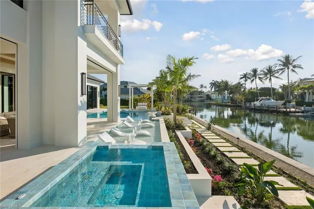 $19,995,000 | 1990 7th Street South, Naples, FL 34102