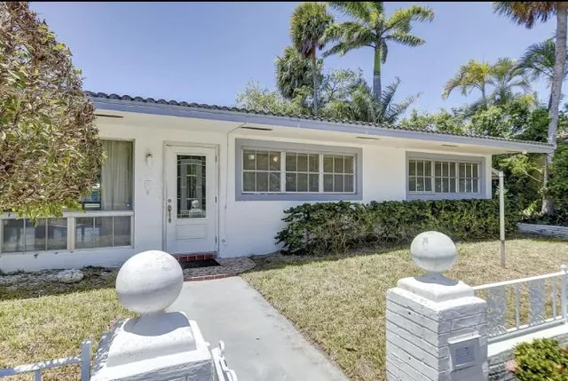 $2,200,000 | 2041 Coral Reef Drive, Lauderdale-by-the-Sea, FL 33062