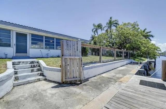 $2,200,000 | 2041 Coral Reef Drive, Lauderdale-by-the-Sea, FL 33062