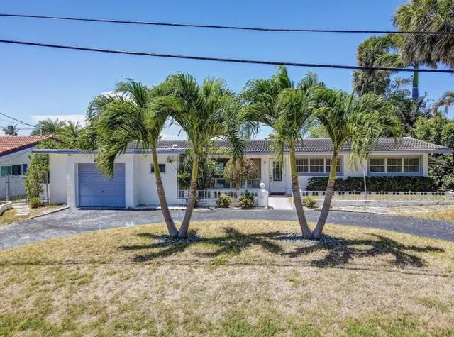 $2,200,000 | 2041 Coral Reef Drive, Lauderdale-by-the-Sea, FL 33062