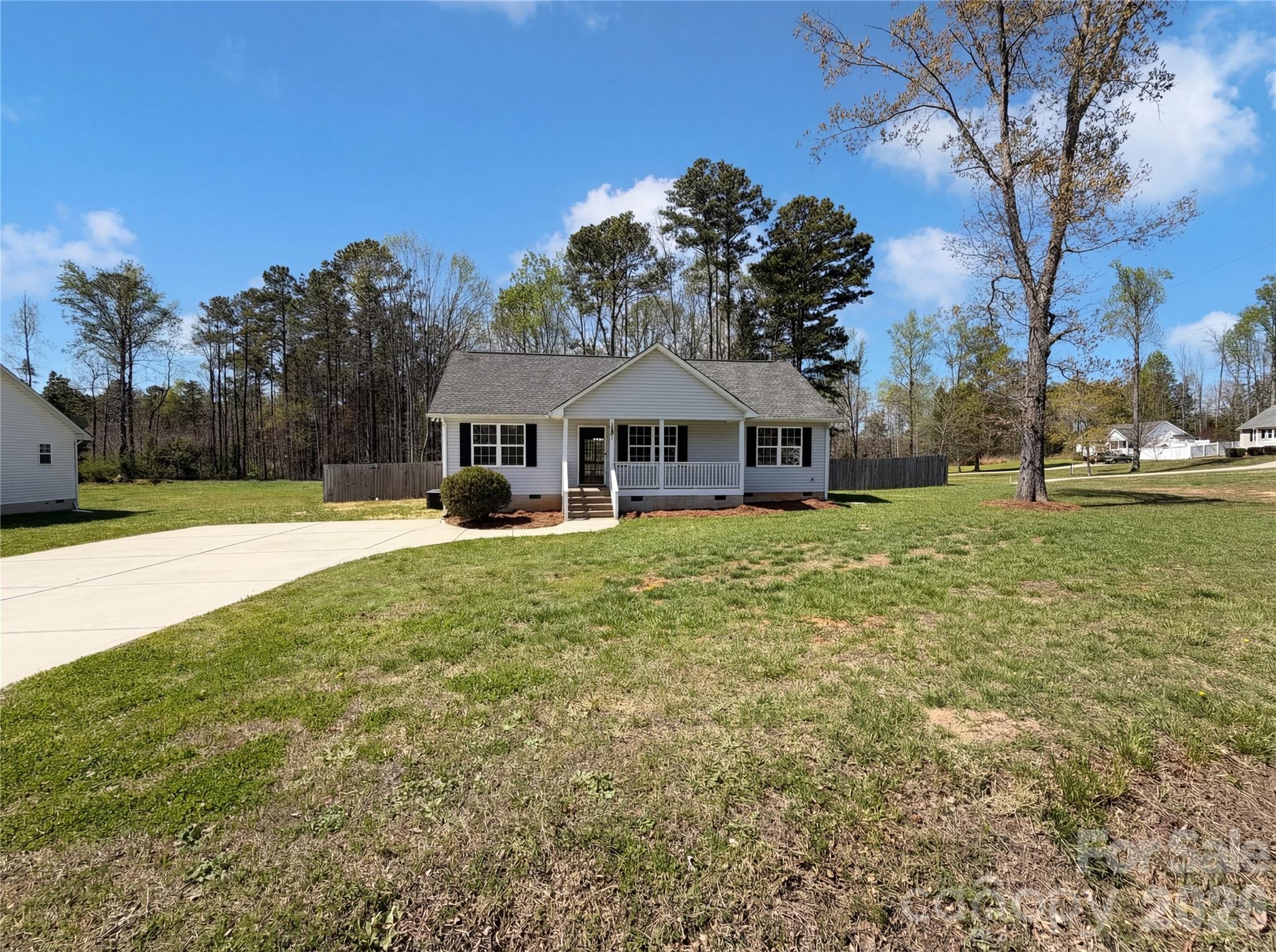 307 Rhea Road York, SC 29745 - Photo 6 of 16 Gallery Image 6