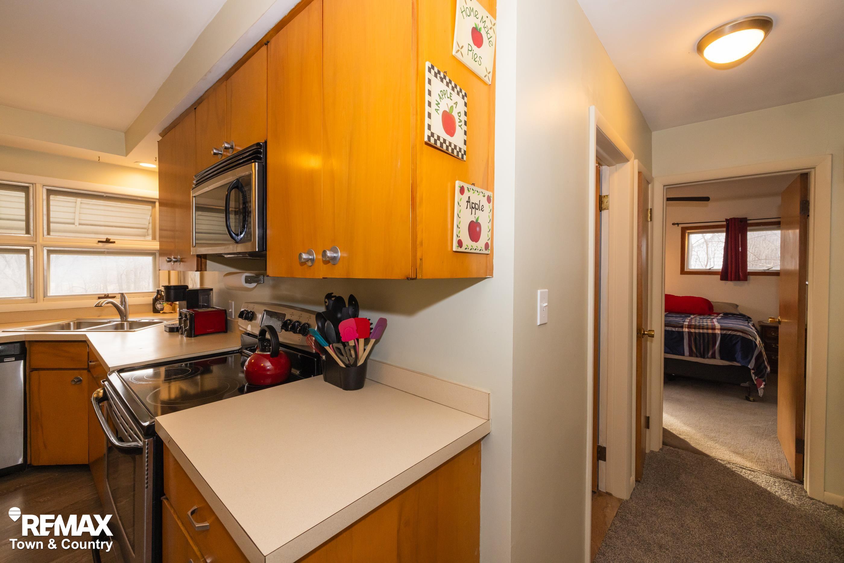 6169 Flushing Road Flushing, MI 48433 - Photo 11 of 38 50168324-90b0ecdd-1d97-4bbe-b8ea-ac9d5afac44a.JPG