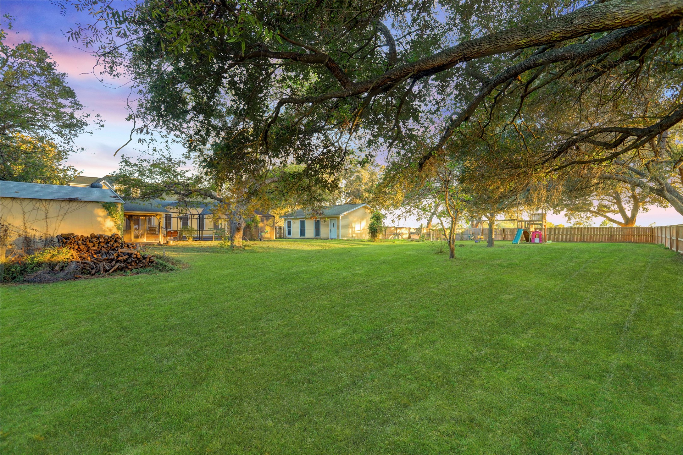 238 Bridge Street Glen Flora, TX 77443 - Photo 30 of 34 a view of green field