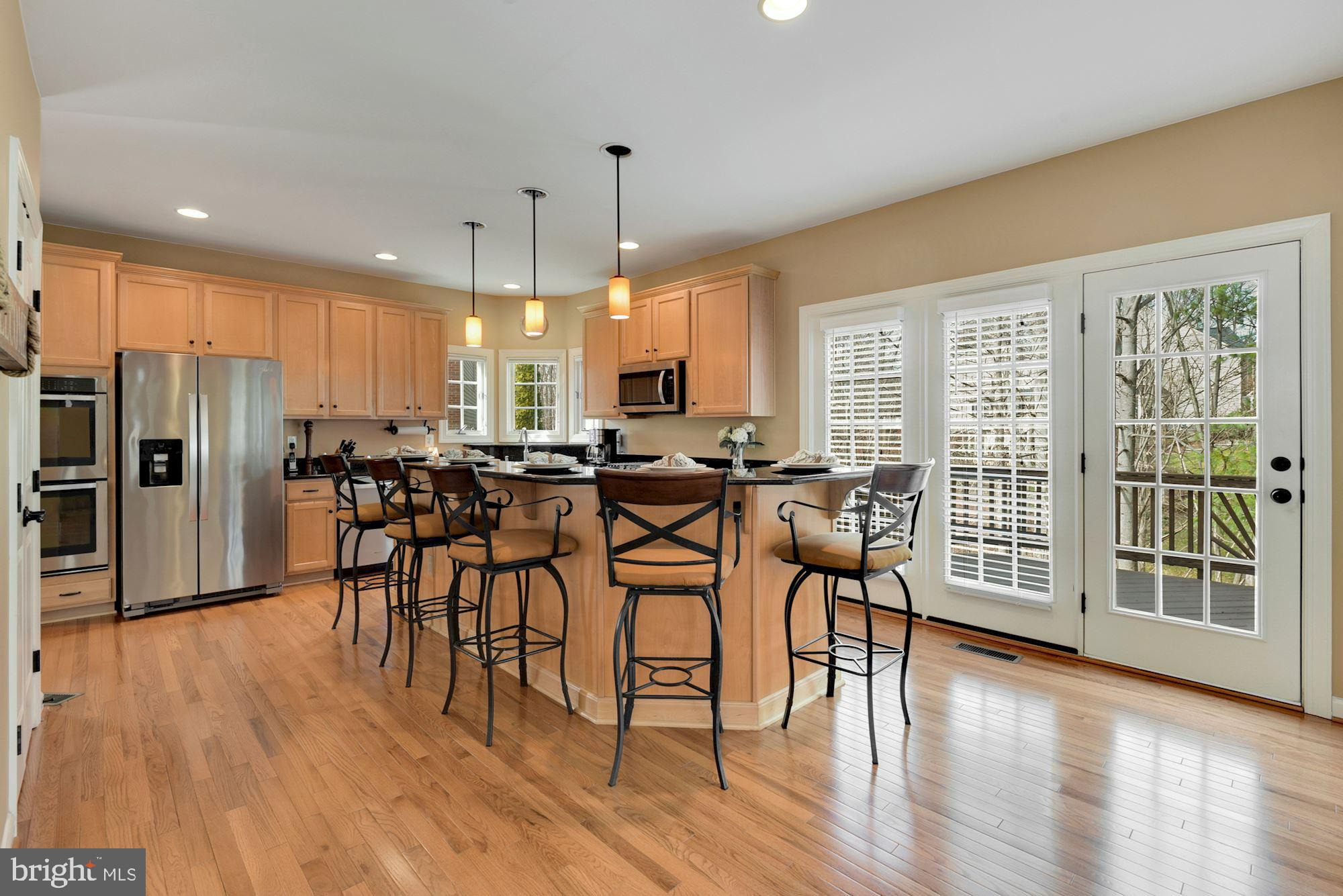 8586 Beatrice Court Springfield, VA 22152 - Photo 5 of 61 Gallery Image 5