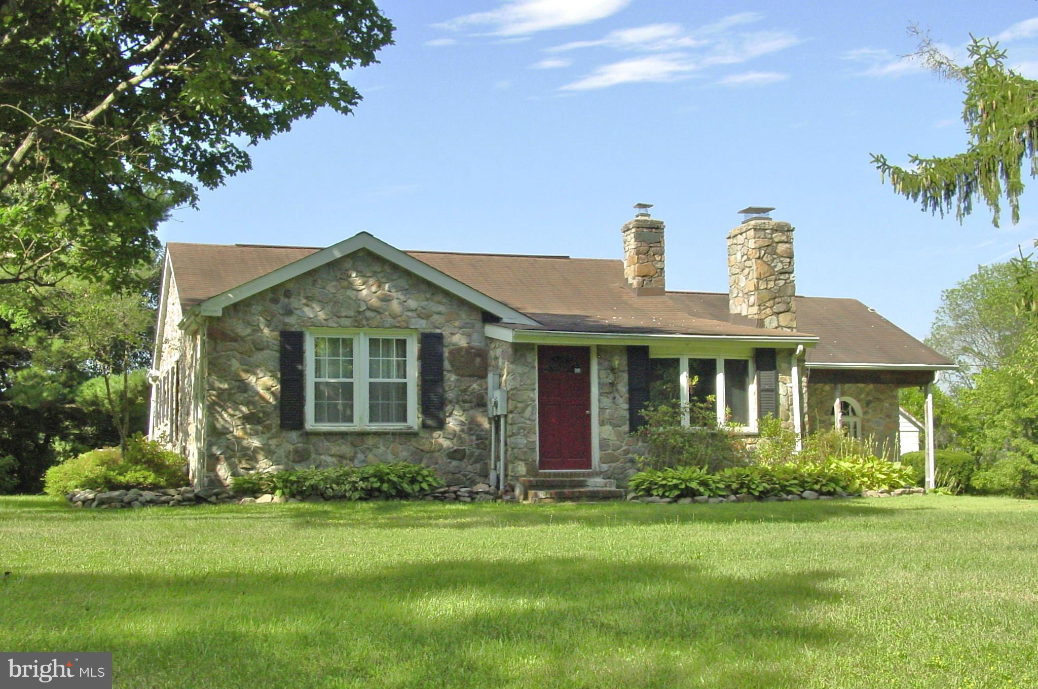 21000 Whites Ferry Road Poolesville, MD 20837 - Photo 1 of 17 Exterior (General)