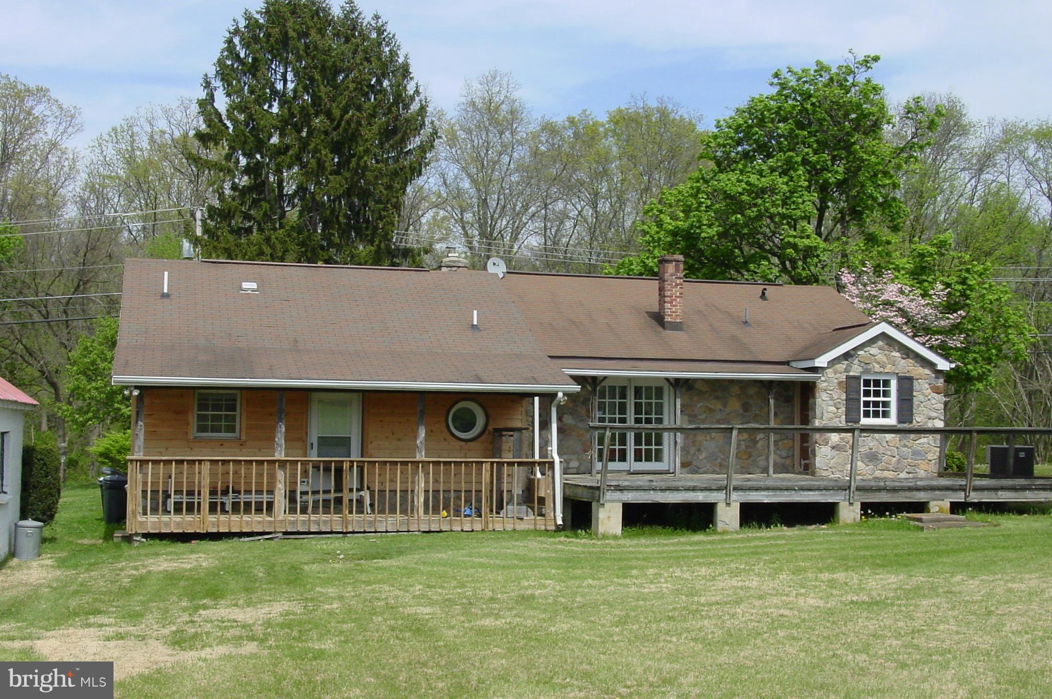 21000 Whites Ferry Road Poolesville, MD 20837 - Photo 2 of 17 Exterior (Rear)