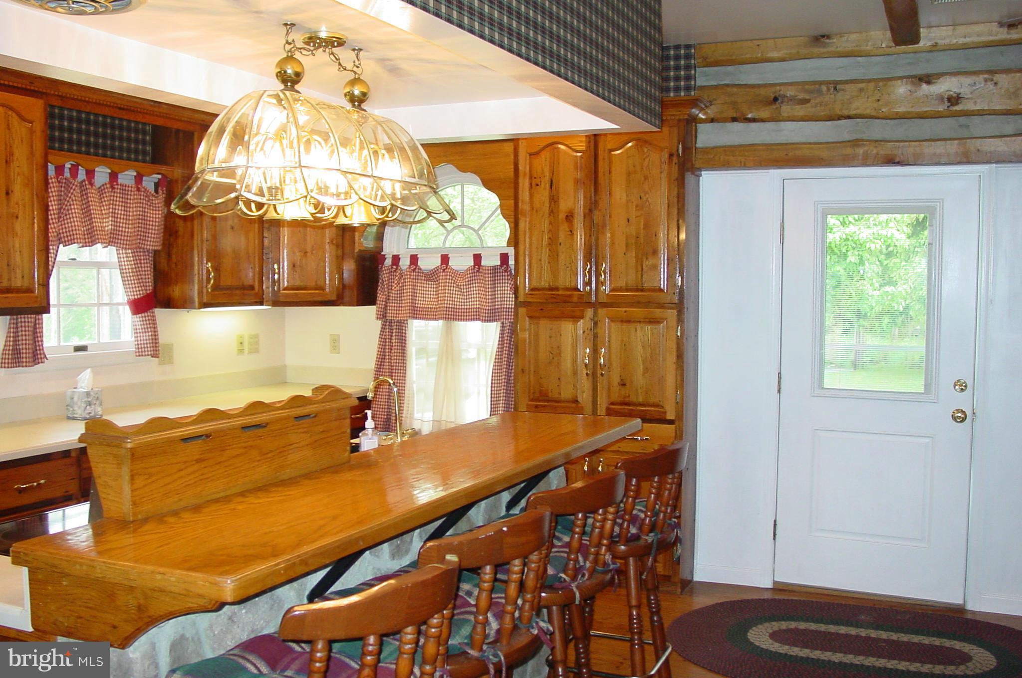 21000 Whites Ferry Road Poolesville, MD 20837 - Photo 9 of 17 Kitchen